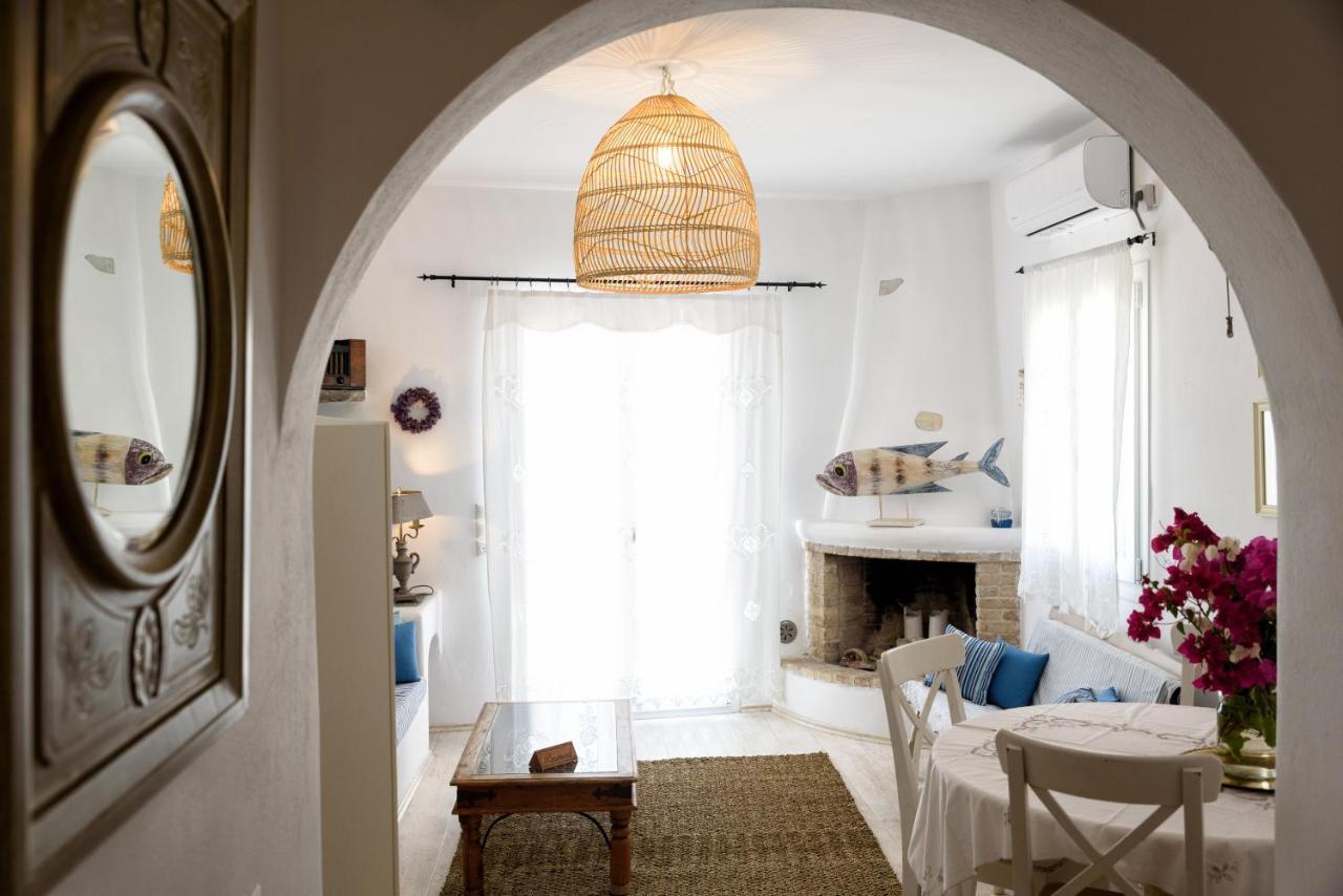 Hara'S Villa In Naousa , Paros Exterior foto